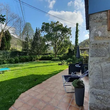 Casa De Aldea El Toral