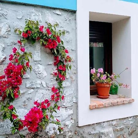 Casa De Aldea El Toral *