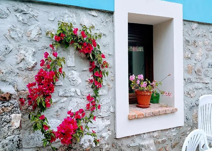 Casa De Aldea El Toral *