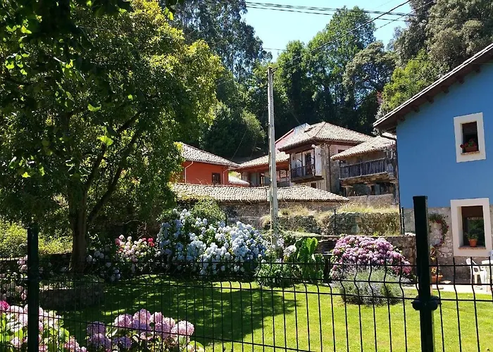 Casa De Aldea El Toral Casa rural Rales (Llanes)
