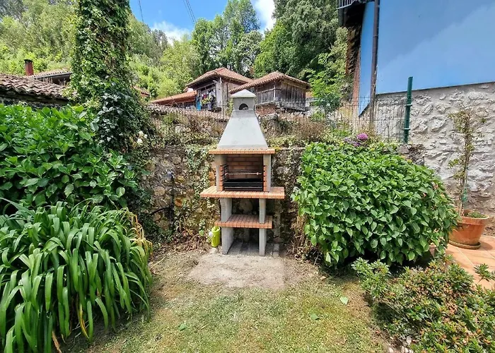 Casa De Aldea El Toral