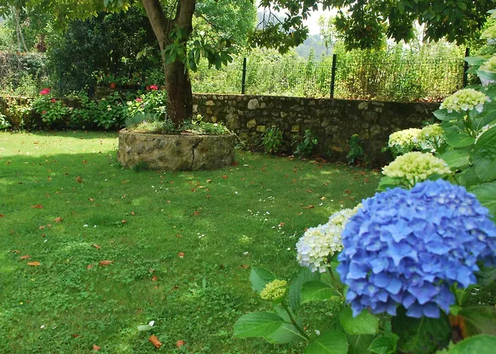 Casa De Aldea El Toral * Rales (Llanes)